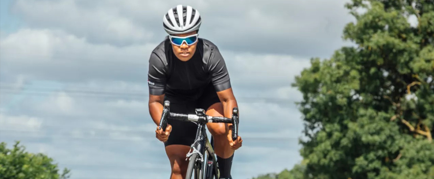14 مزیت دوچرخه‌سواری برای تناسب‌اندام، تقویت پاها و ذهن