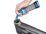 03_SHIMANO_GREASE_GUN