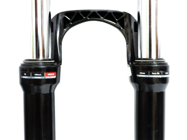 04-BIKE-FORK-ROCKSHOX-XC30-TK