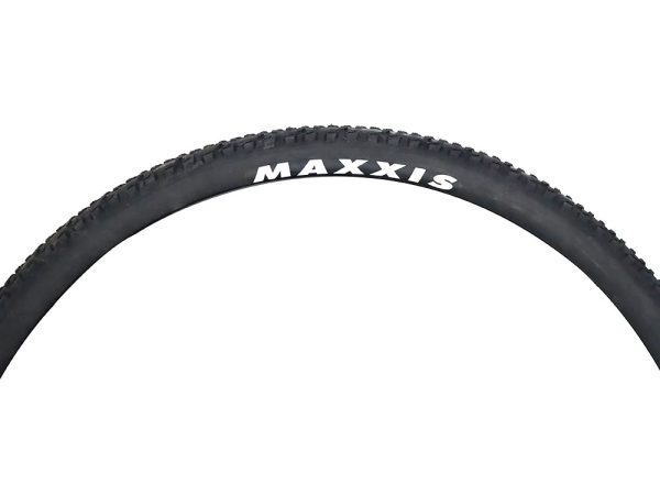 011-Bike-Tire-Maxxis-Rekon-Race-29x2