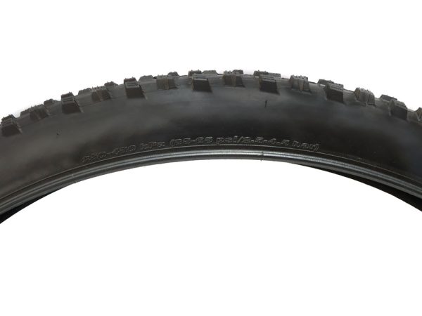 04-Bike-Tire-Maxxis-Forekaster-29x2