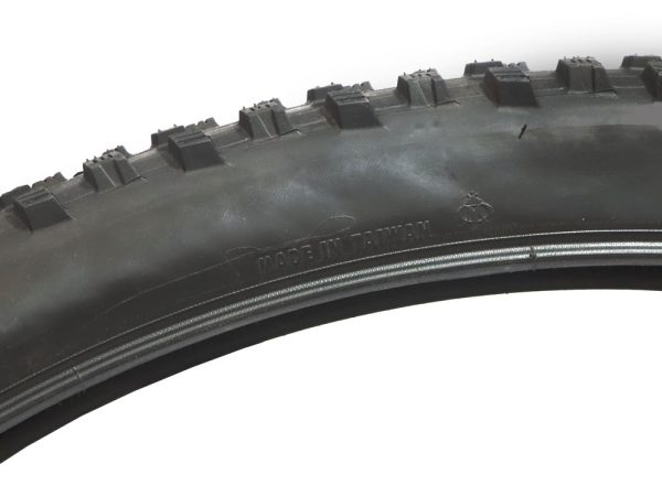 07-Bike-Tire-Maxxis-Forekaster-29x2