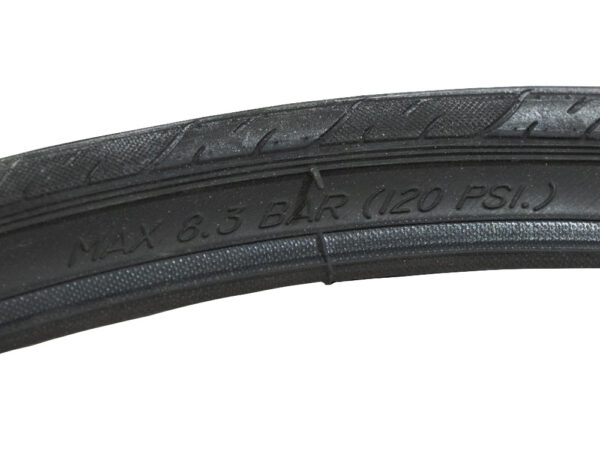 06-Bike-Tire-Maxxis-Detonator-700x23C